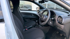 Toyota Aygo X 1.0 VVT-i Edge 5dr Petrol Hatchback
